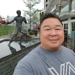 Meet your Posher, Aaron b.